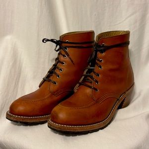 Red Wing Clara sz 8.5
